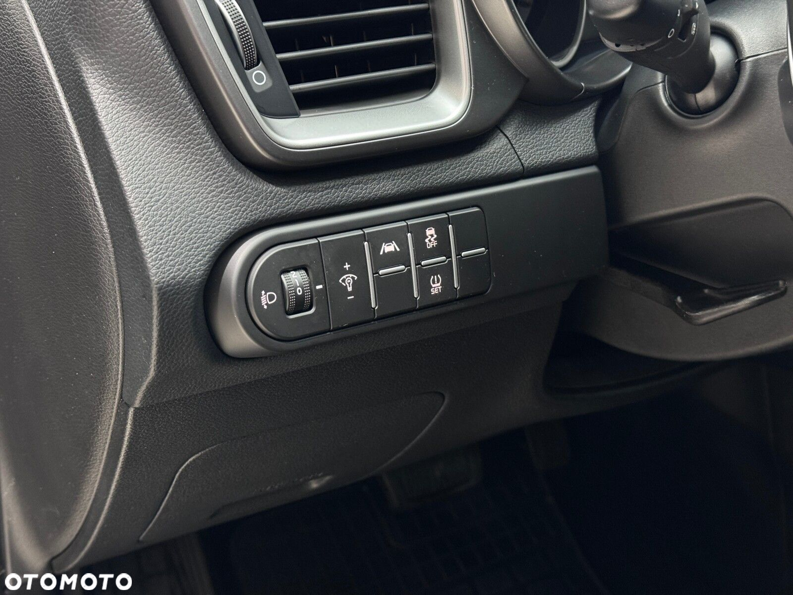 Kia Ceed 1.5 T-GDI M DCT - 21