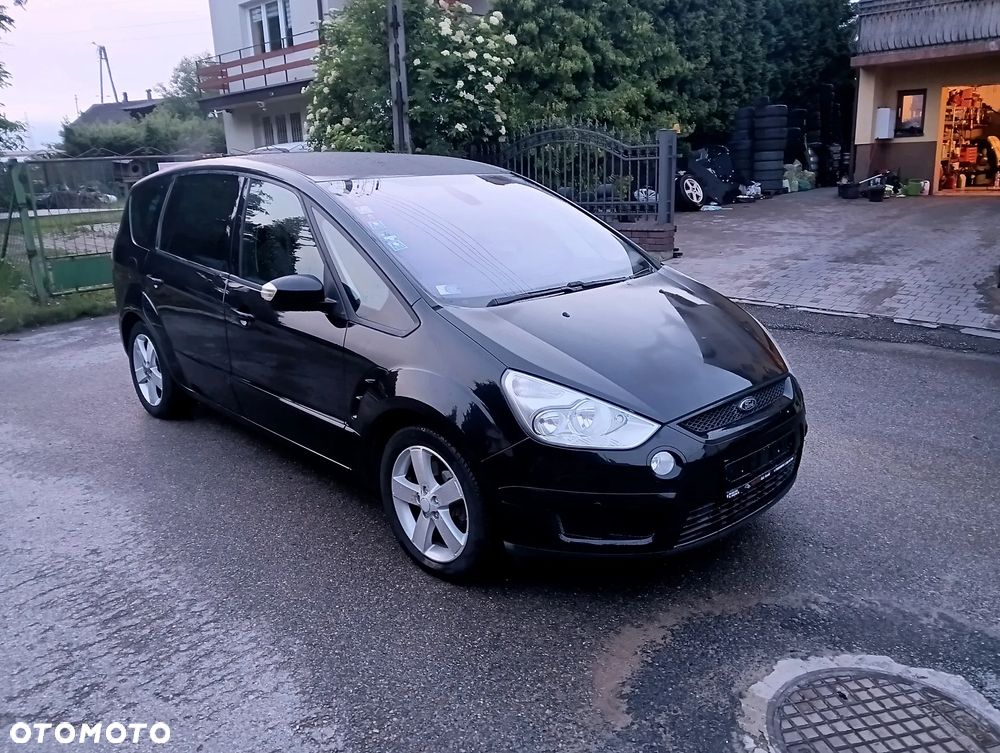 Ford S-Max 2.5 Titanium - 2