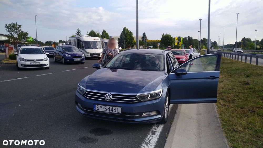 Volkswagen Passat - 14