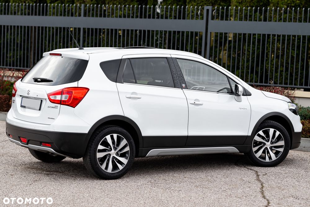 Suzuki SX4 S-Cross 1.4 T Elegance Sun 4WD - 14