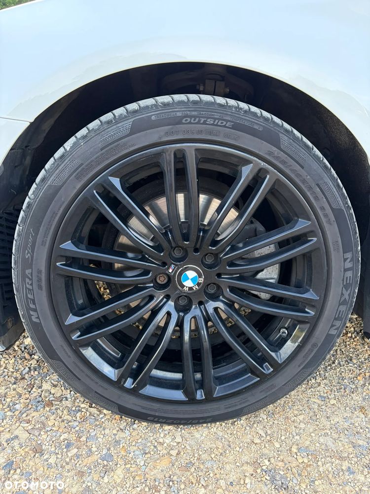 BMW Seria 5 520d xDrive Sport - 19