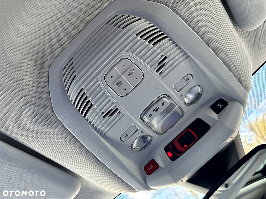 Peugeot 5008 BlueHDi 120 EAT6 Allure - 30