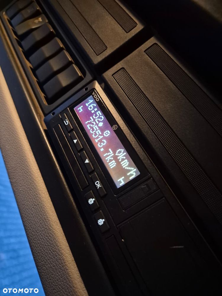 Renault PREMIUM DXI LANDER D 370 / WÓŻ ASENIZACYJNY / 12M3 / 3M3 WODA / WUKO / POMPY JUROP / JEDEN WŁAŚCICIEL / EURO 4 / SERWISOWANY / MOCNA POMPA / ADR - 37