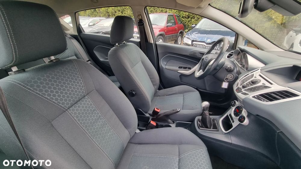 Ford Fiesta 1.25 Titanium - 17