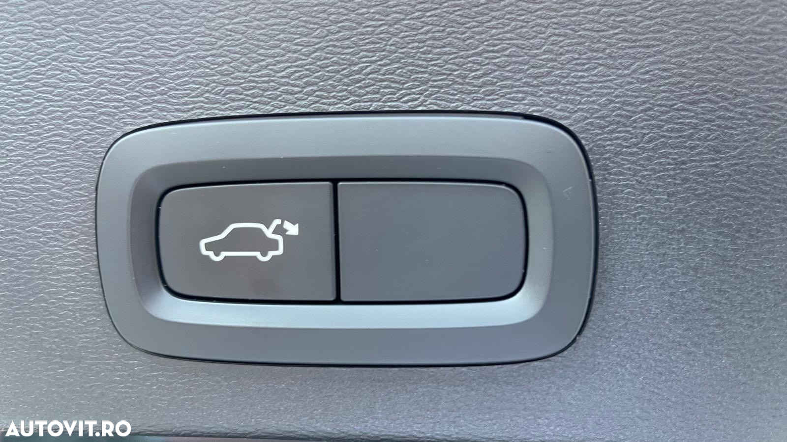 Volvo XC 40 D4 AWD Geartronic Inscription - 39