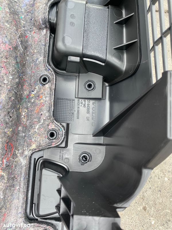 Ornament portbagaj stanga spate VOLVO XC60 2018+ 39841580 - 3