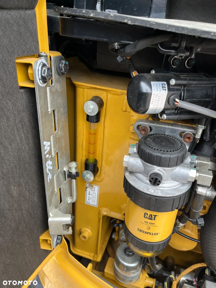 Caterpillar 301.8 - 8