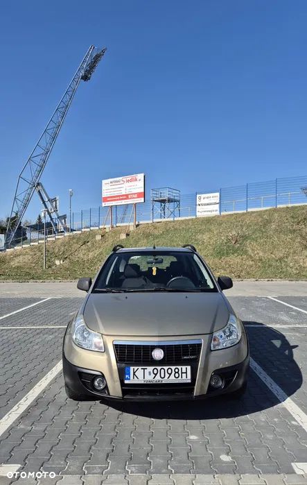 Fiat Sedici - 2