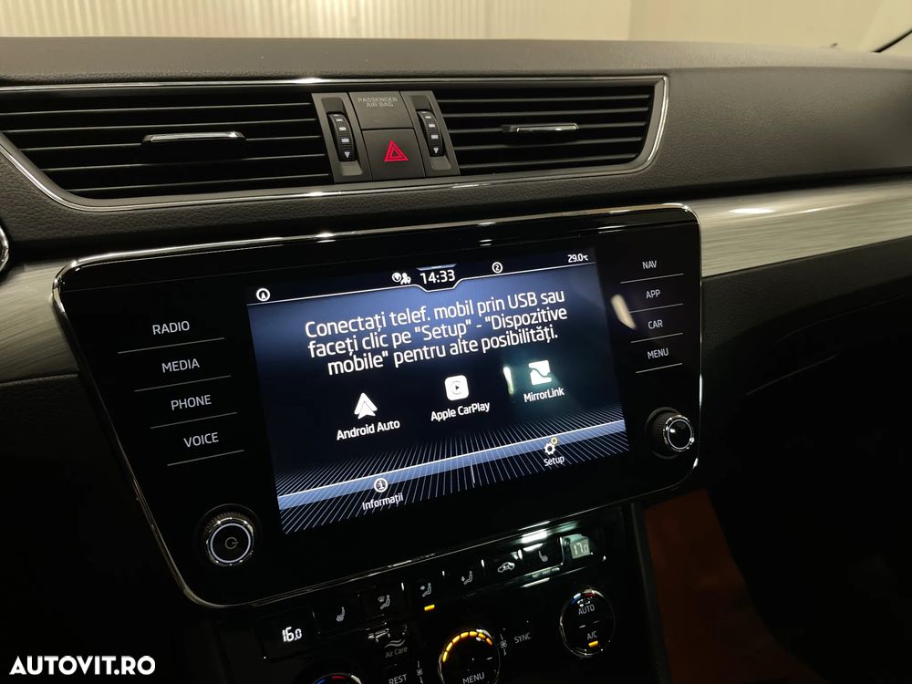 Skoda Superb 2.0 TDI DSG Ambition - 17
