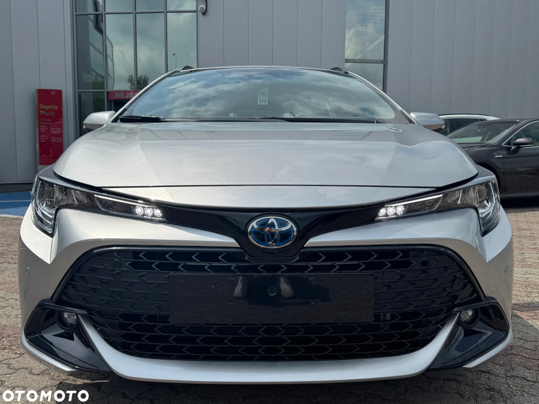Toyota Corolla 1.8 Hybrid Comfort - 18