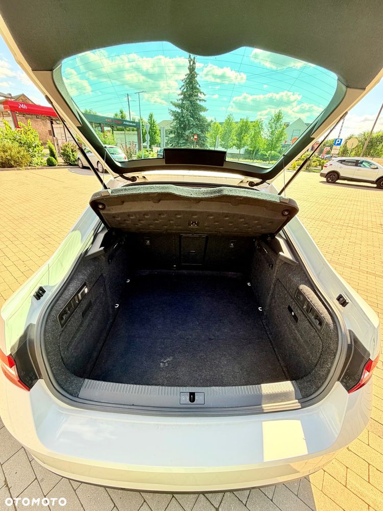 Skoda Superb 2.0 TDI SCR 4x4 Style DSG - 15