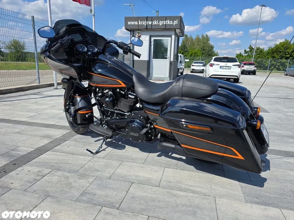 Harley-Davidson Touring Road Glide - 8