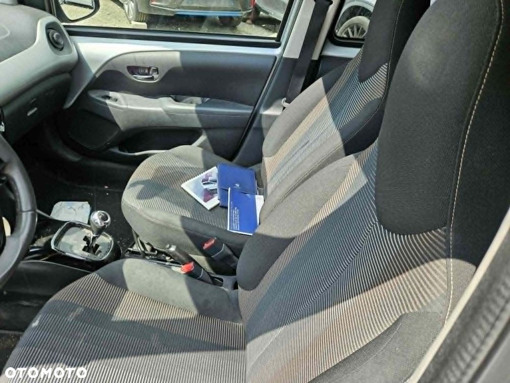 Peugeot 108 VTI 68 ETG5 Top Allure - 16