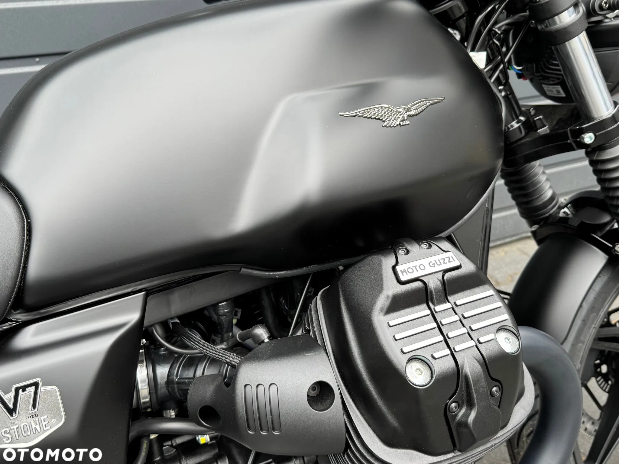 Moto Guzzi V7 - 6