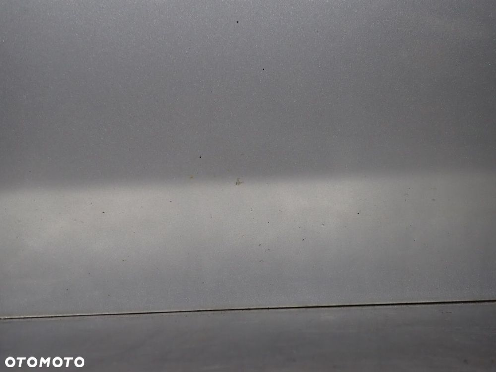 DRZWI LEWY PRZÓD TOYOTA COROLLA E15 KOL: 1F7 - 14