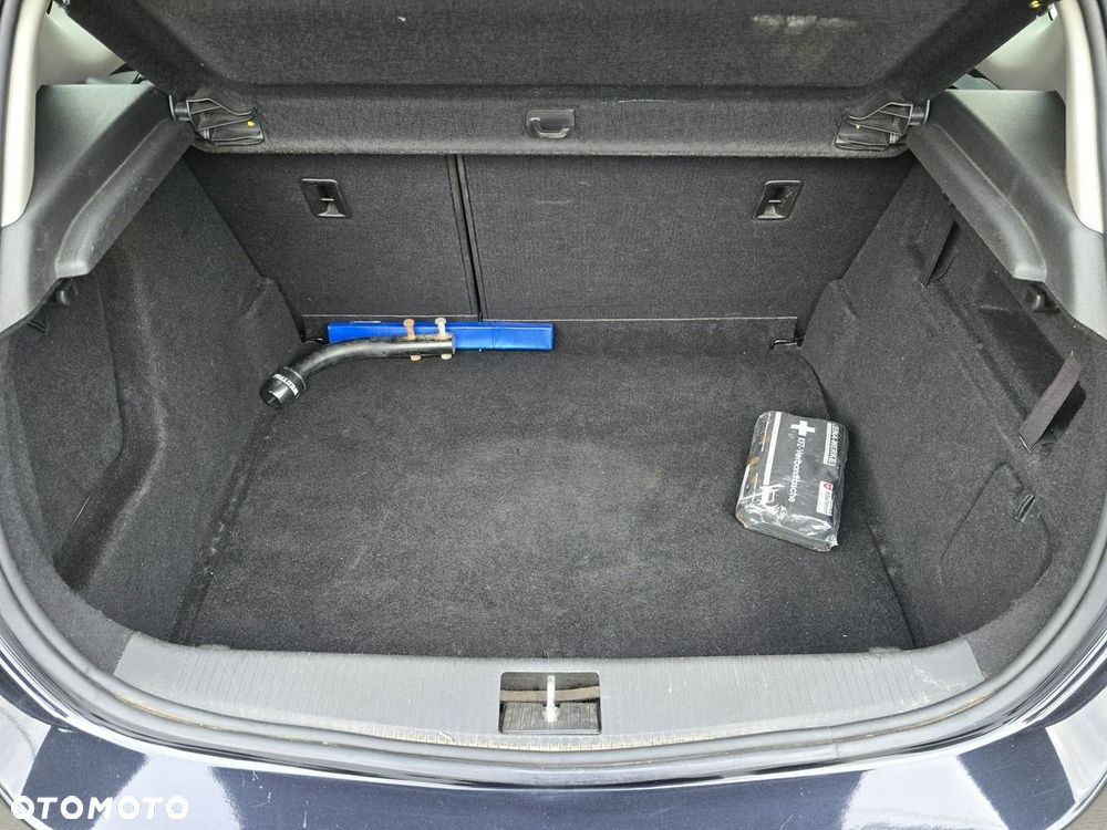 Opel Astra 1.6 Enjoy EU6 - 28