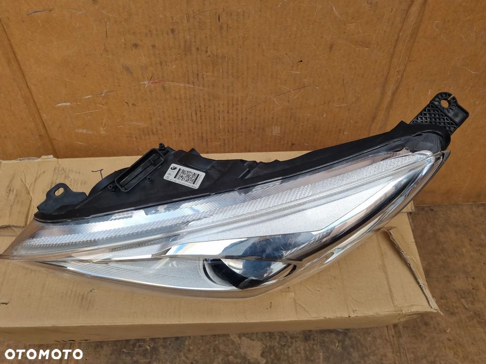 FORD FOCUS MK3 LIFT XENON LED LAMPA LEWA PRZÓD - 2