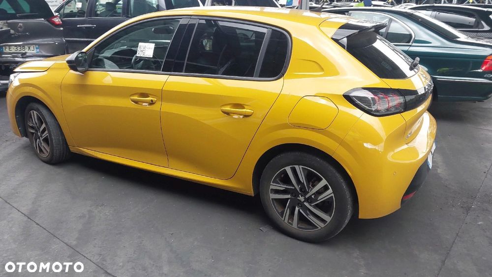 Peugeot 208 PureTech 100 Allure Pack - 3