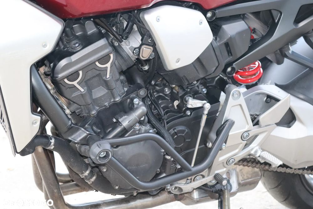 Honda CB - 7