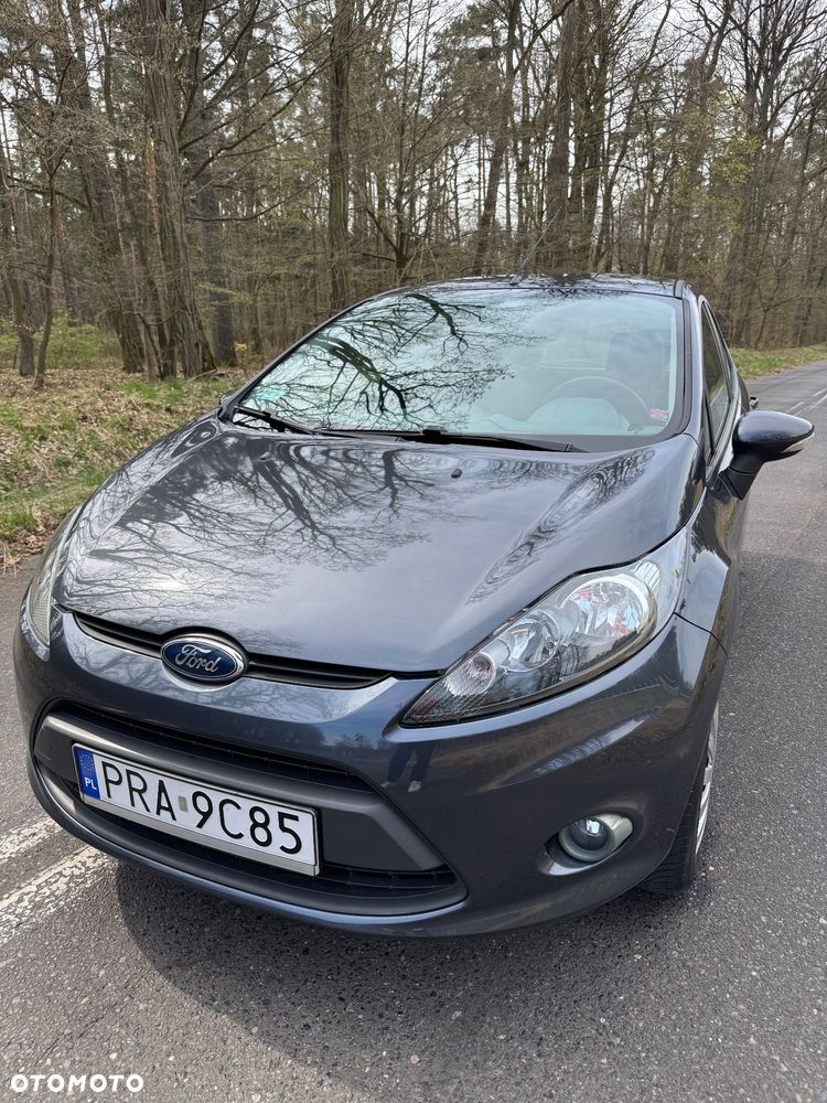 Ford Fiesta - 2