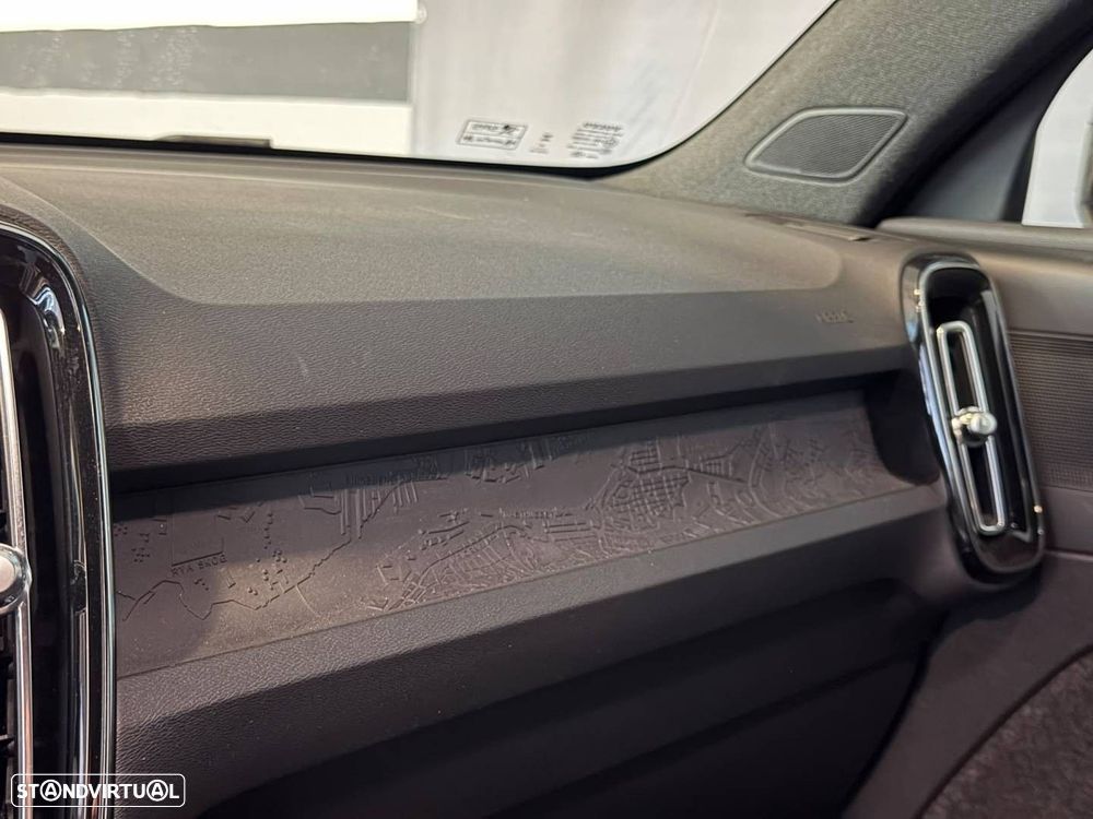 Volvo XC 40 Recharge 69 kWh Single Motor Core - 16