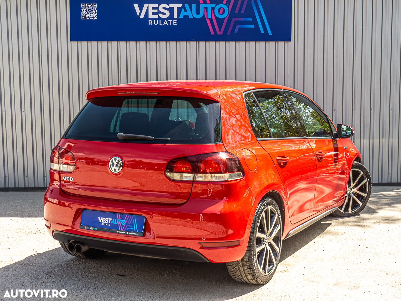 Volkswagen Golf 2.0 DPF GTD DSG - 3
