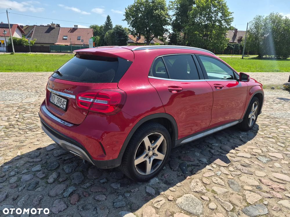 Mercedes-Benz GLA 250 7G-DCT AMG Line - 6