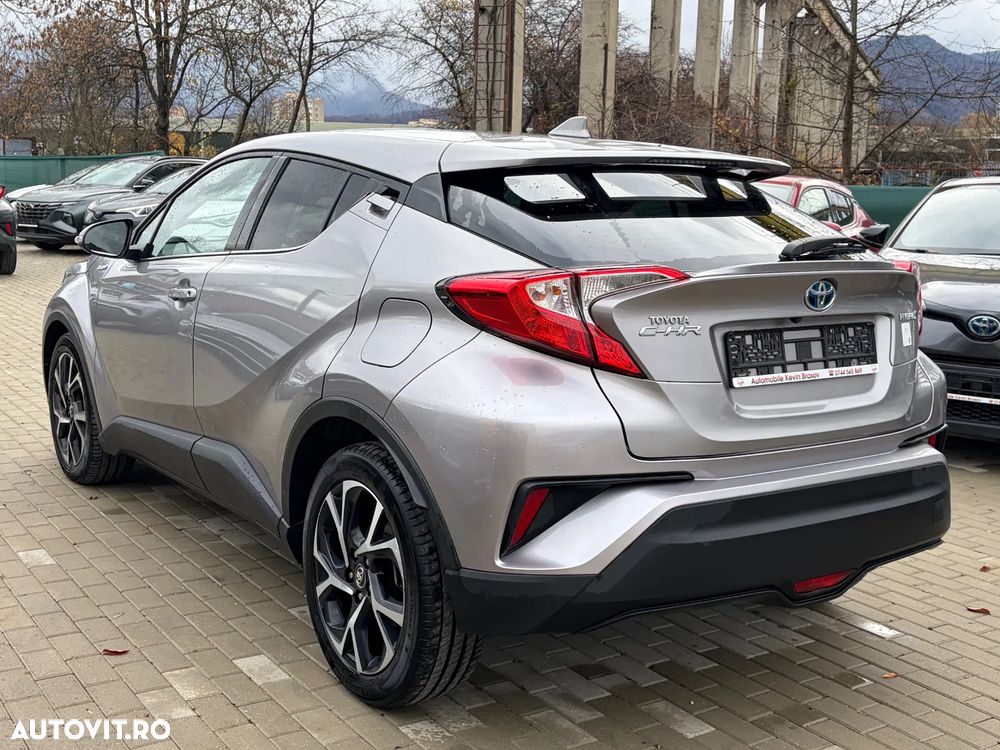Toyota C-HR - 5