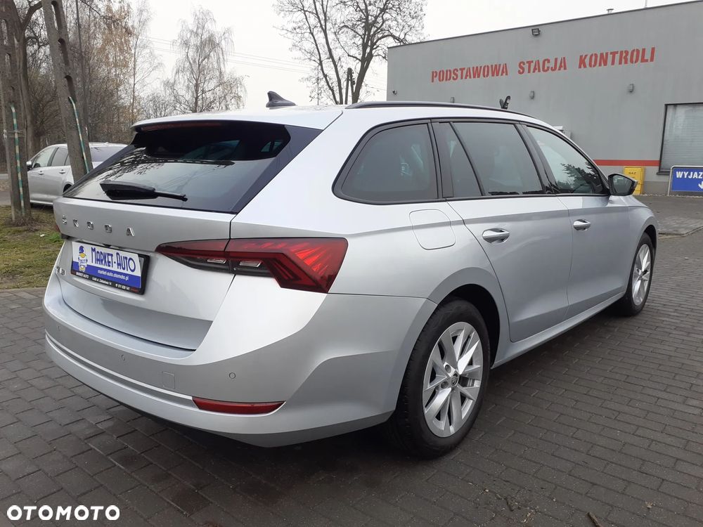 Skoda Octavia 1.5 TSI ACT Ambition - 5