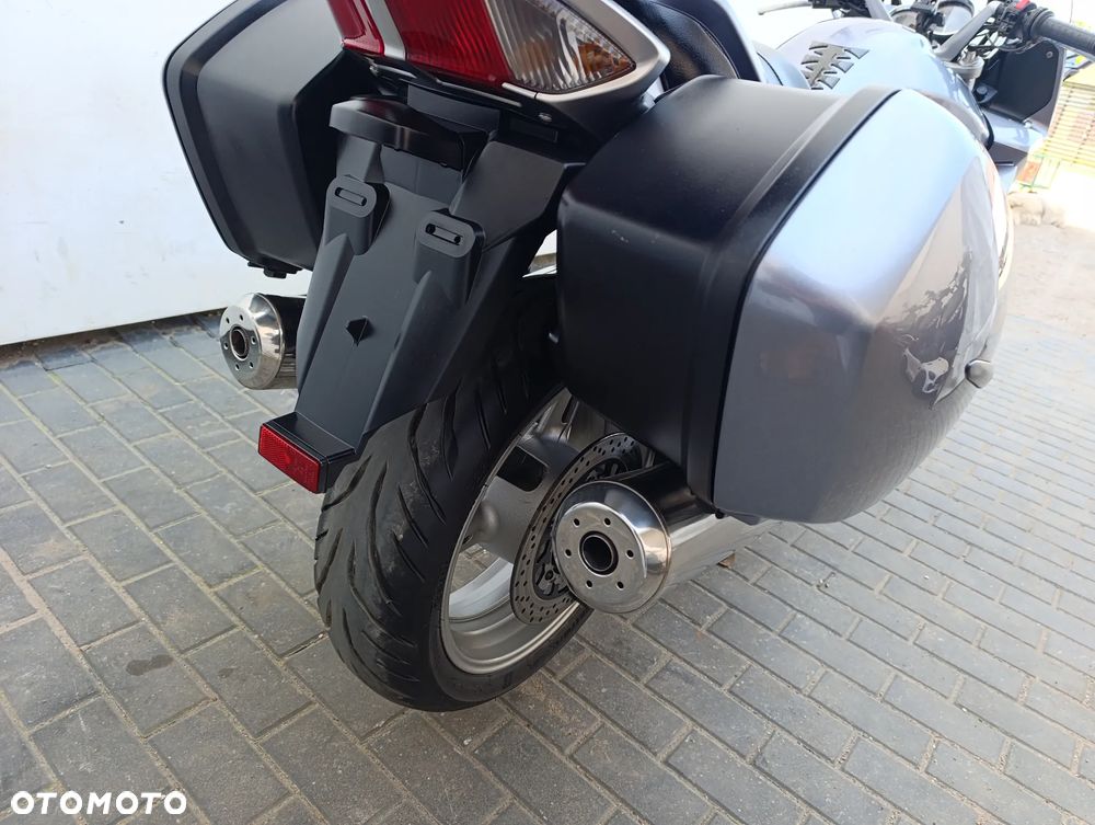 Yamaha FJR - 25