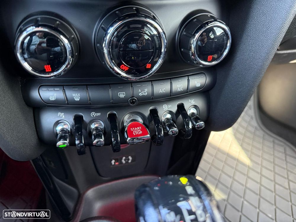 MINI 3 Portas John Cooper Works Aut. - 22