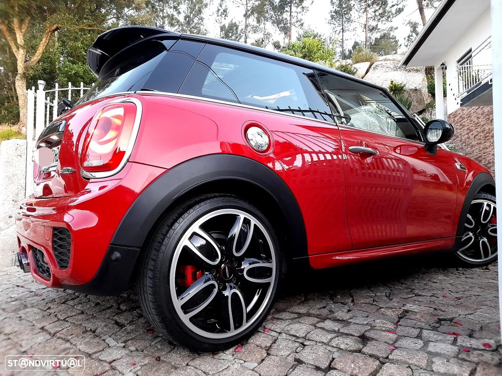 MINI 3 Portas John Cooper Works Auto Desportiva - 4