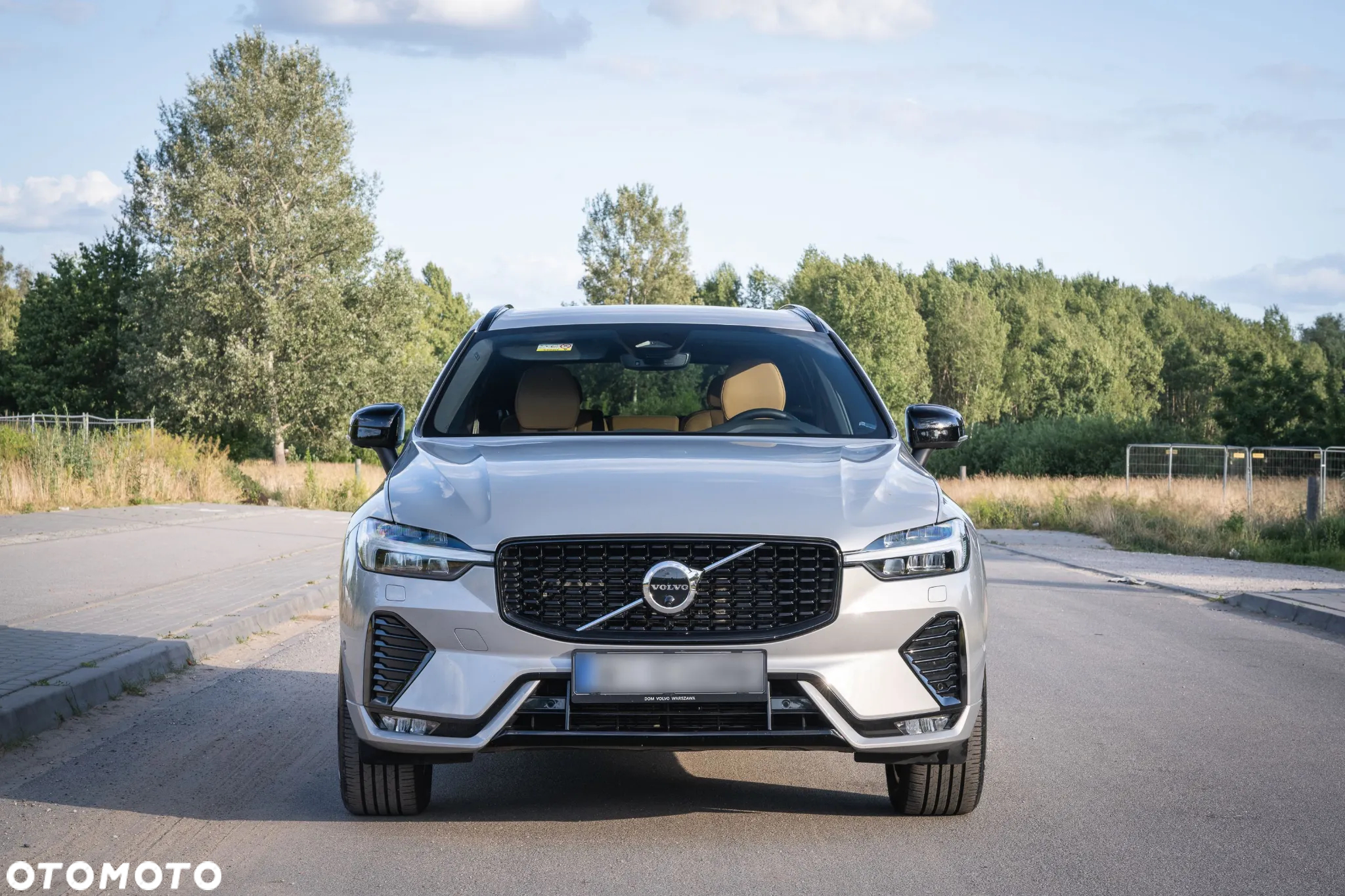 Volvo XC 60 B5 B AWD Plus Dark - 2