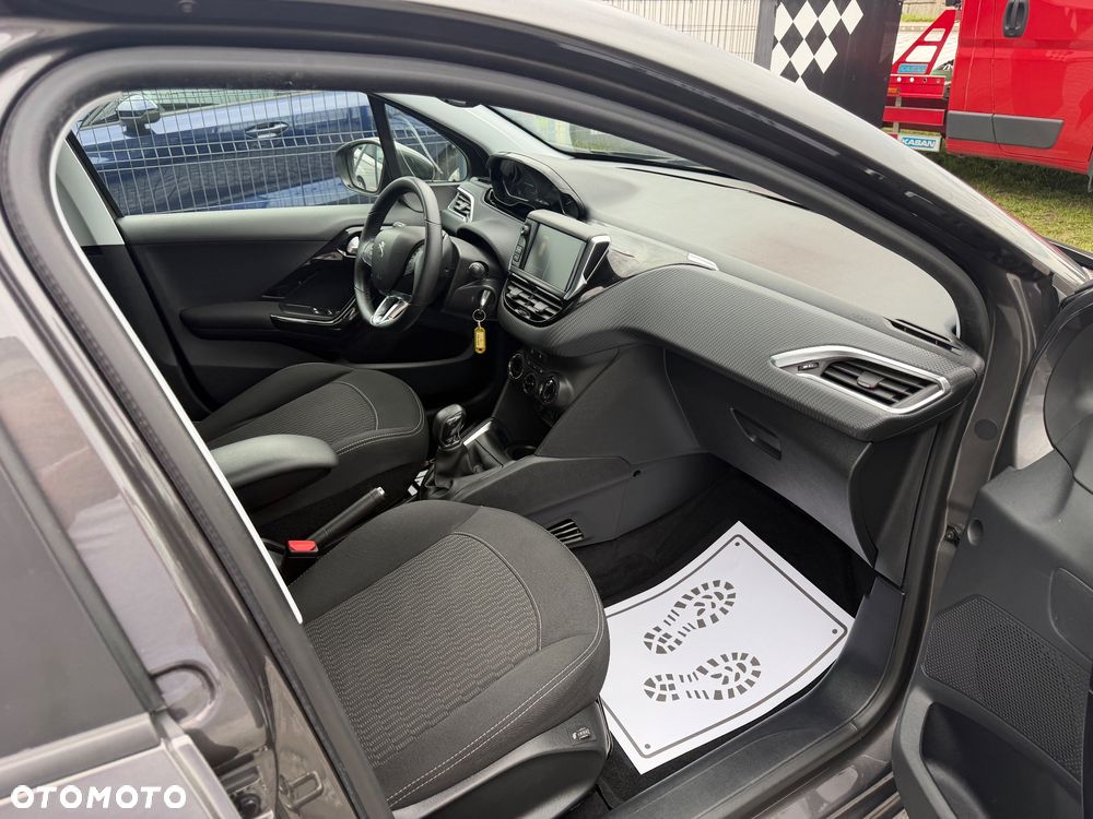 Peugeot 208 1.2 VTi Active Pack - 22