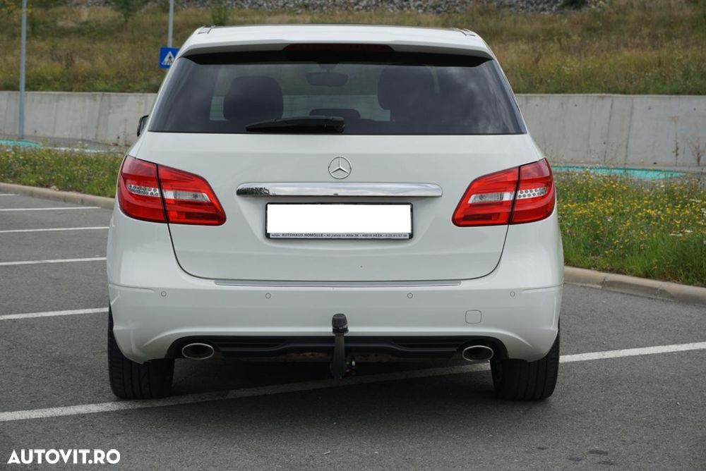 Mercedes-Benz B - 6