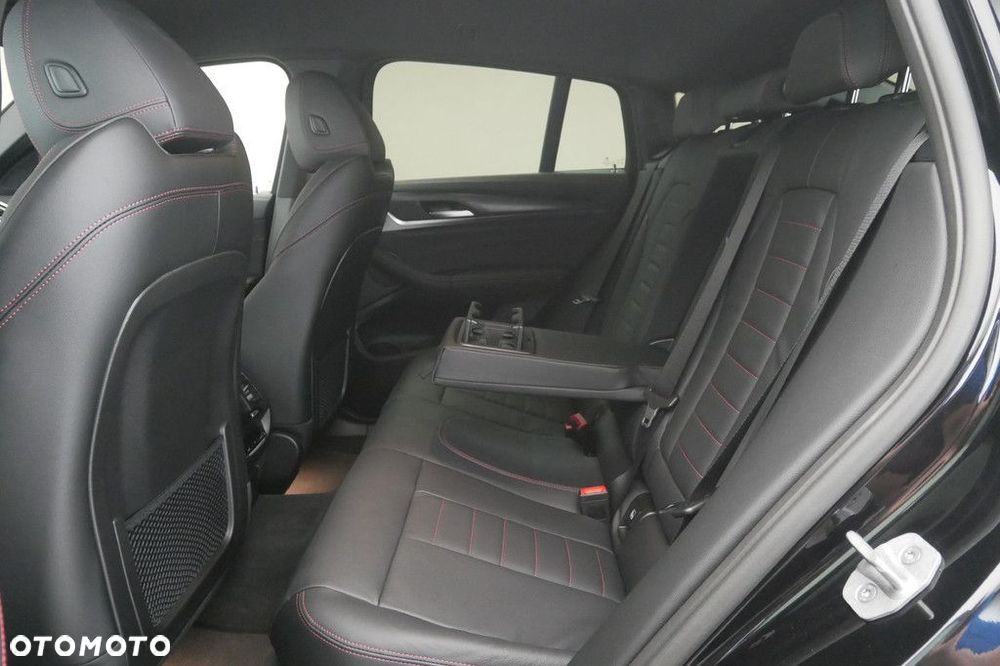 BMW X4 - 15