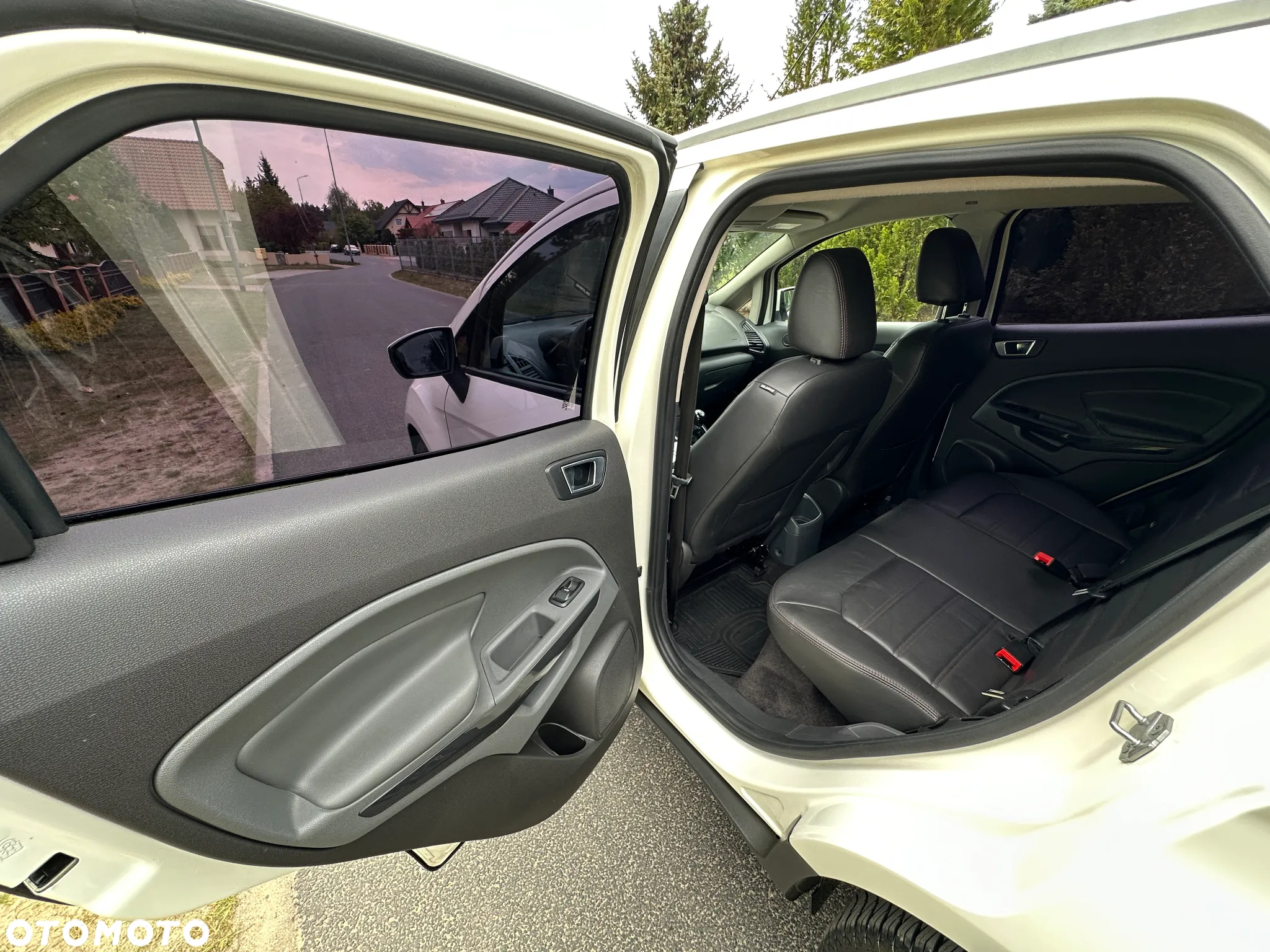 Ford EcoSport 1.0 EcoBoost TITANIUM - 23