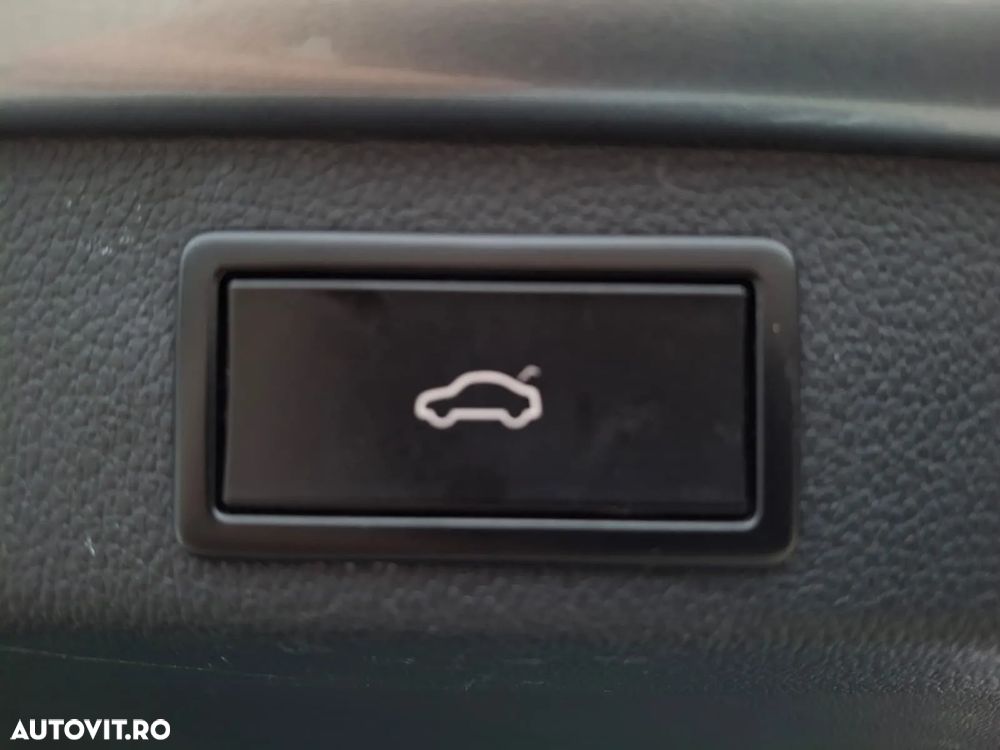 Skoda Superb 2.0 TDI DSG Style - 27