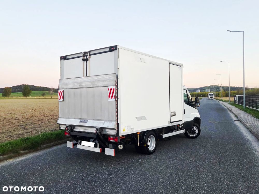 Iveco DAILY 35C16 2.3 160 PS 2018 CHŁODNIA Carrier PULSOR 400 IZOTERMA KONTENER WIDNA DHOLLANDIA MOŻLIWY KREDYT LEASING MROŹNIA - 6