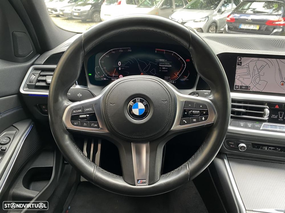 BMW 320 d Pack M Auto - 17