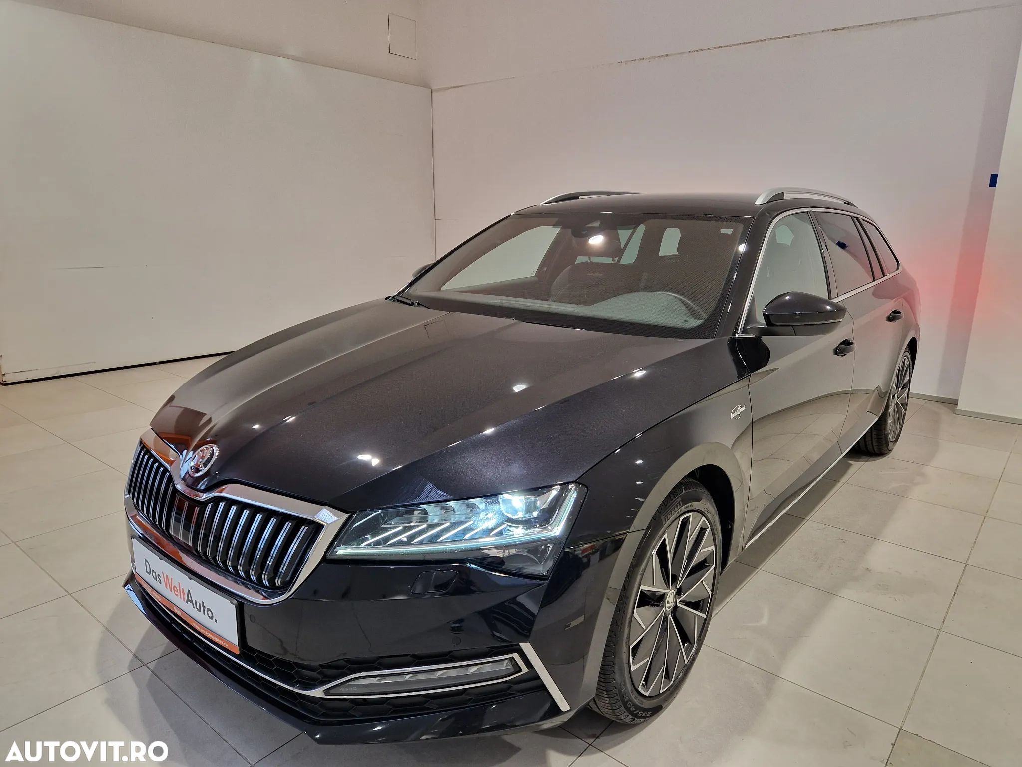 Skoda Superb 2.0 TDI DSG L&K - 1