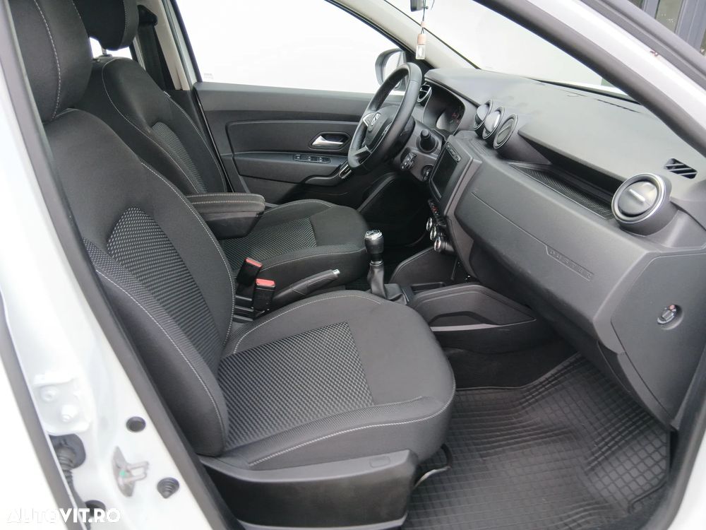 Dacia Duster 1.6 SCe Prestige jante 16" - 8
