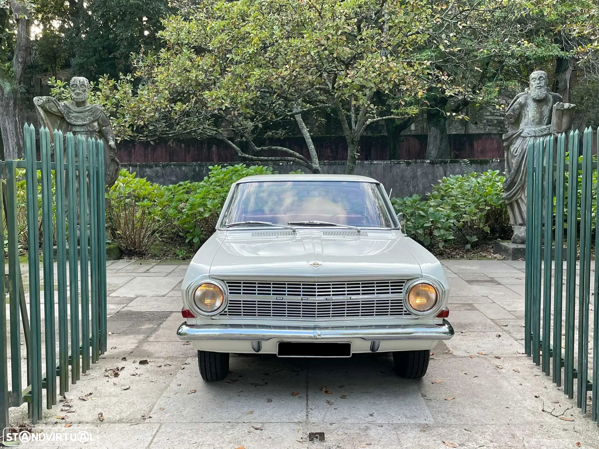 Opel Olympia Rekord 1700 Coupe - 32