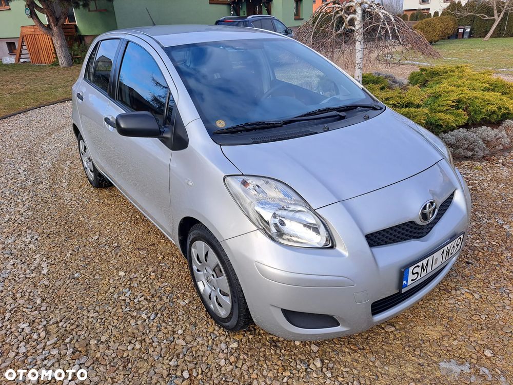 Toyota Yaris - 7