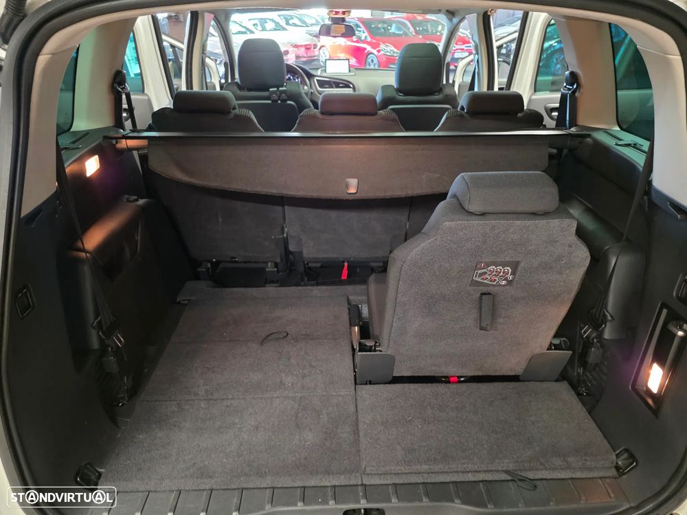 Peugeot 5008 BlueHDI 120 EAT6 Stop & Start Allure - 39