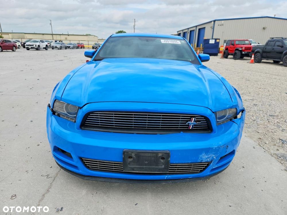 Ford Mustang 3.7 V6 Premium - 6