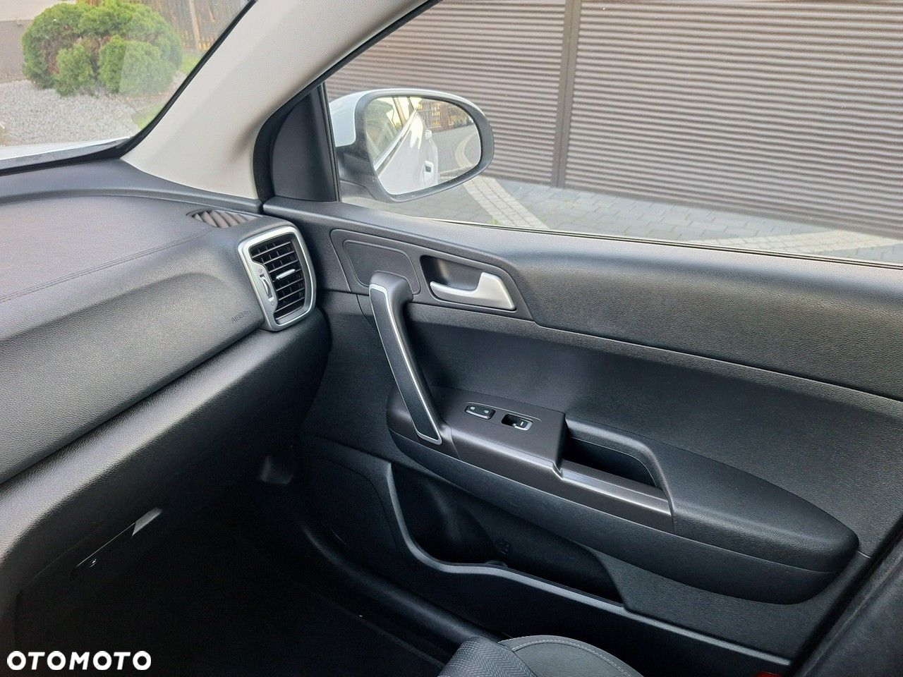 Kia Sportage - 17