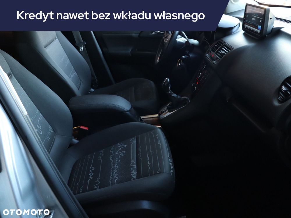 Opel Meriva - 11