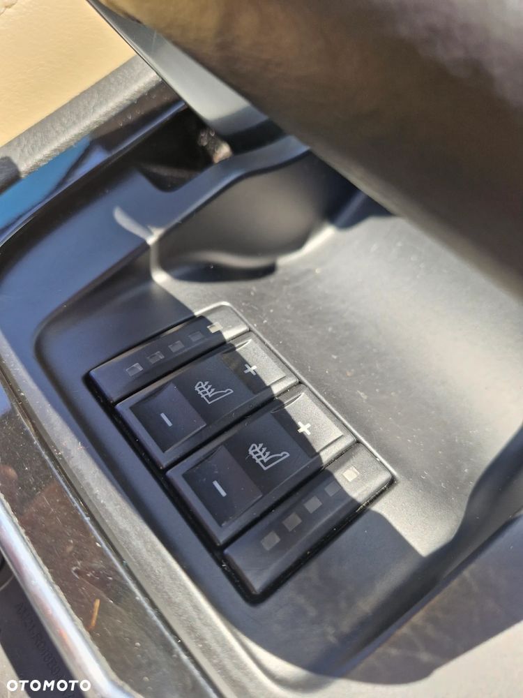 Ford Galaxy 2.0 TDCi Platinium X (Ghia) - 14