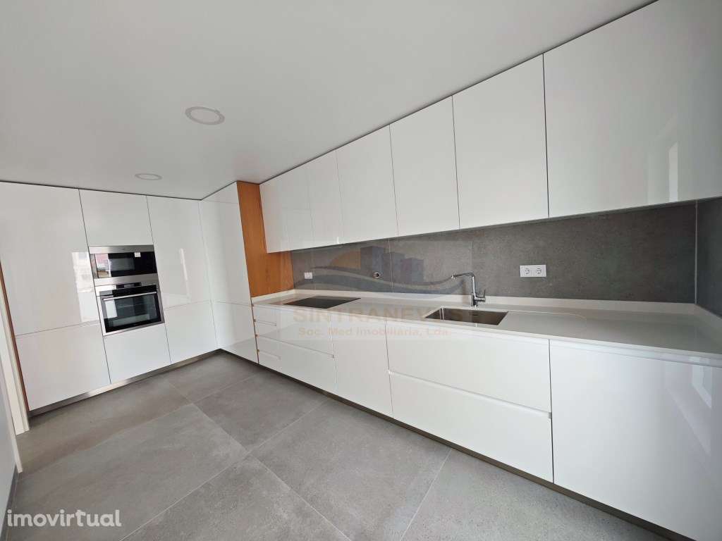 Exclusivo T2 de Luxo na Parede | Design Contemporâneo e Vista de Mar - Grande imagem: 4/19